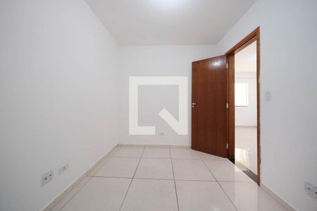 Quarto 2 de apartamento para alugar com 2 quartos, 40m² em Vila Ré, São Paulo