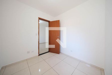 Quarto 1 de apartamento para alugar com 2 quartos, 40m² em Vila Ré, São Paulo