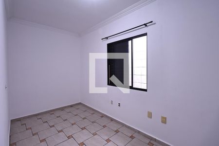 Quarto 2 de casa à venda com 3 quartos, 300m² em Parque Capuava, Santo André
