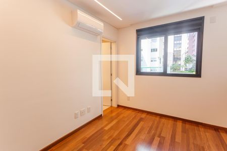 Suíte 1 de apartamento para alugar com 2 quartos, 72m² em Serra, Belo Horizonte