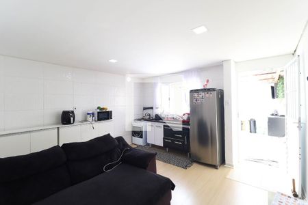 Casa para alugar com 2 quartos, 85m² em Vila Medeiros, São Paulo