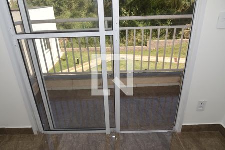 Sacada de apartamento para alugar com 2 quartos, 47m² em Casa Branca, Embu das Artes