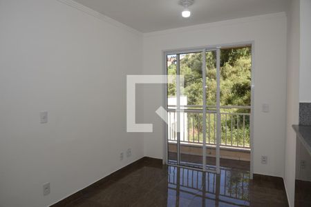 Sala de apartamento para alugar com 2 quartos, 47m² em Casa Branca, Embu das Artes