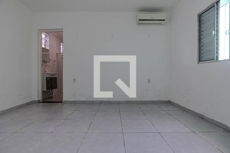 Quarto 1 - Suíte de casa para alugar com 2 quartos, 110m² em Loteamento Municipal Bras Cubas, Mogi das Cruzes