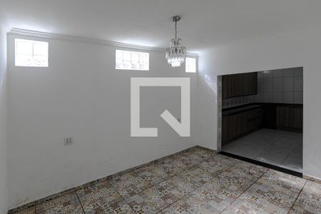 Sala de casa para alugar com 2 quartos, 110m² em Loteamento Municipal Bras Cubas, Mogi das Cruzes