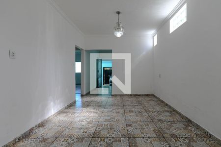 Sala de casa para alugar com 2 quartos, 110m² em Loteamento Municipal Bras Cubas, Mogi das Cruzes