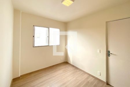Apartamento à venda com 2 quartos, 48m² em Granja de Freitas, Belo Horizonte