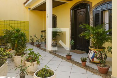Casa de Condomínio para alugar com 3 quartos, 150m² em Rocha Sobrinho, Mesquita