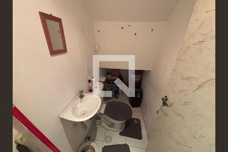 Banheiro 1 de casa para alugar com 2 quartos, 68m² em Jardim Sao Miguel, Ferraz de Vasconcelos