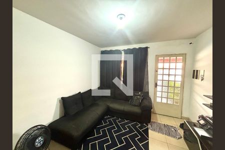 Sala de casa para alugar com 2 quartos, 68m² em Jardim Sao Miguel, Ferraz de Vasconcelos