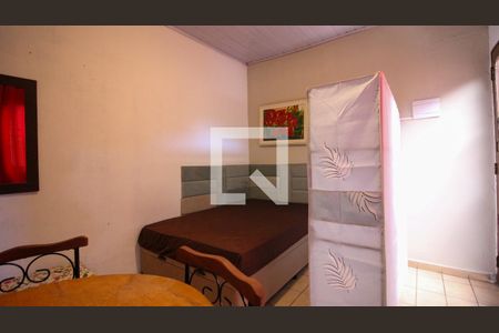 Sala/Quarto de casa para alugar com 1 quarto, 30m² em Parque Santo Eduardo, São Paulo