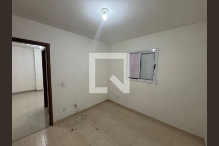 Quarto 1 de apartamento para alugar com 2 quartos, 50m² em Vila Nhocuné, São Paulo