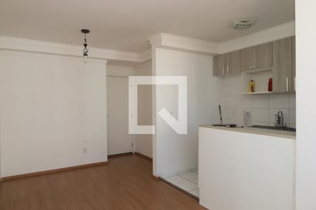 Sala de apartamento para alugar com 2 quartos, 45m² em Vila Carmosina, São Paulo