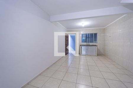 Sala/Cozinha de casa de condomínio para alugar com 2 quartos, 60m² em Vila Ré, São Paulo