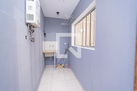Área de Serviço de casa de condomínio para alugar com 2 quartos, 60m² em Vila Ré, São Paulo
