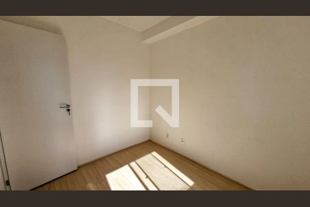 Quarto de apartamento para alugar com 2 quartos, 35m² em Jardim Sabara, São Paulo