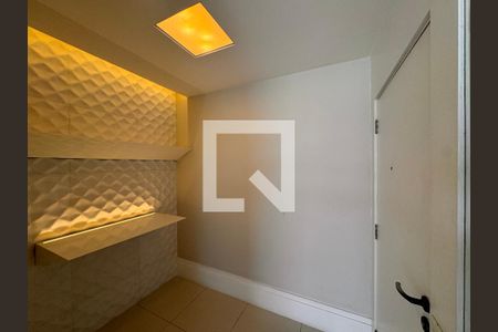 Sala de apartamento à venda com 4 quartos, 260m² em Barra da Tijuca, Rio de Janeiro