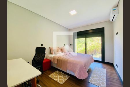 Casa de Condomínio à venda com 3 quartos, 286m² em Sítio do Morro, Barueri