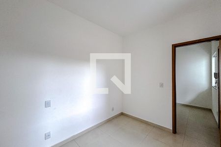 Quarto 2 de apartamento para alugar com 2 quartos, 41m² em Vila Carrão, São Paulo