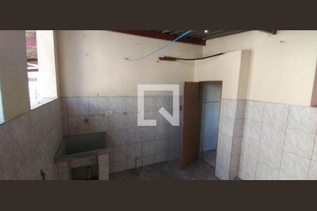 Casa à venda com 6 quartos, 250m² em Jardim Sao Judas Tadeu, Guarulhos