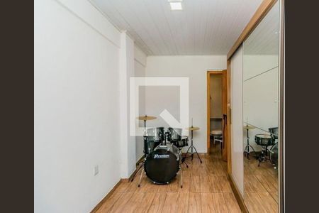 Quarto 2 de casa para alugar com 2 quartos, 98m² em Lomba do Pinheiro, Porto Alegre