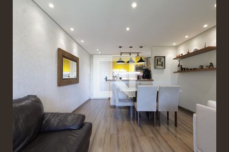 Sala de apartamento para alugar com 2 quartos, 70m² em Vila Suzana, São Paulo