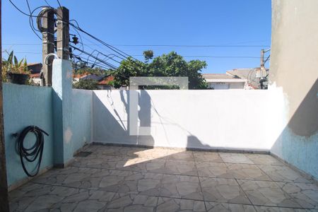Varanda / quarto 1 de casa à venda com 3 quartos, 110m² em Jardim dos Manacas, São Paulo