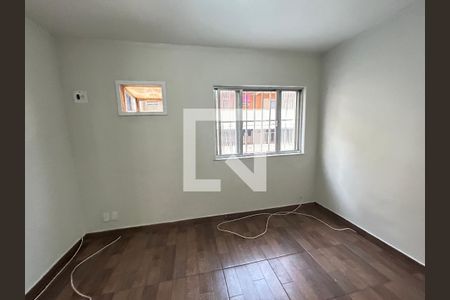 Sala de apartamento para alugar com 2 quartos, 70m² em Marechal Hermes, Rio de Janeiro