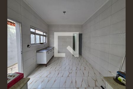 Cozinha de casa para alugar com 3 quartos, 170m² em Real, Praia Grande