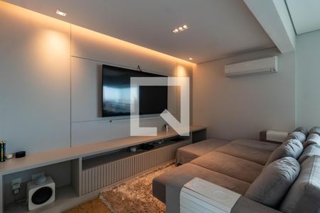 Sala de apartamento à venda com 3 quartos, 330m² em Vila Romana, São Paulo