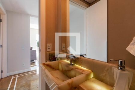 Lavabo de apartamento à venda com 3 quartos, 330m² em Vila Romana, São Paulo