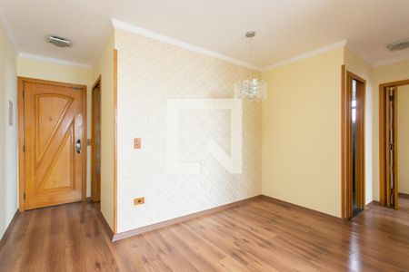 Sala  de apartamento para alugar com 2 quartos, 100m² em Vila Carmosina, São Paulo