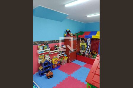 Casa à venda com 3 quartos, 169m² em Jardim Las Vegas, Santo André