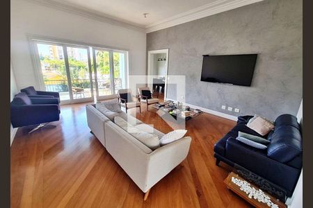 Casa à venda com 3 quartos, 440m² em Vila Madalena, São Paulo