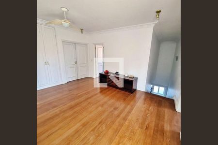 Casa à venda com 3 quartos, 440m² em Vila Madalena, São Paulo