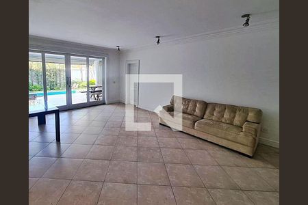 Casa à venda com 3 quartos, 440m² em Vila Madalena, São Paulo
