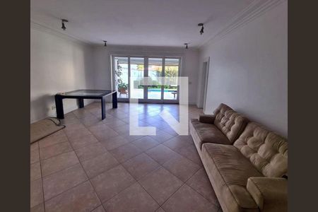 Casa à venda com 3 quartos, 440m² em Vila Madalena, São Paulo