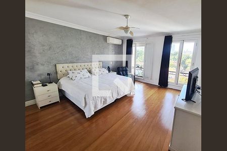 Casa à venda com 3 quartos, 440m² em Vila Madalena, São Paulo