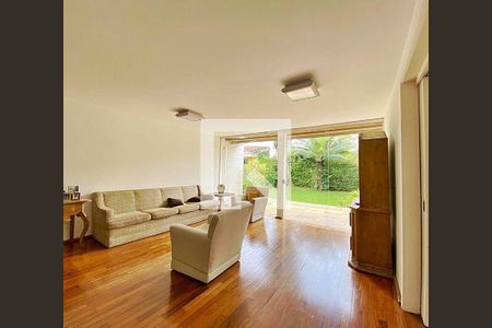 Casa à venda com 3 quartos, 468m² em Alto de Pinheiros, São Paulo
