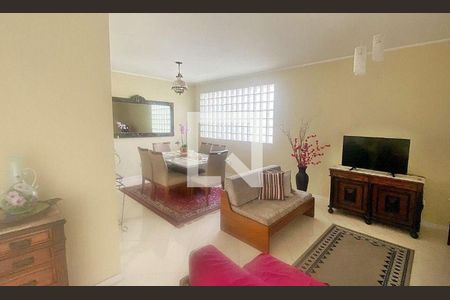 Casa à venda com 3 quartos, 400m² em Lapa, São Paulo