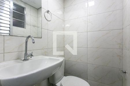 Lavabo de casa para alugar com 3 quartos, 240m² em Vila Granada, São Paulo