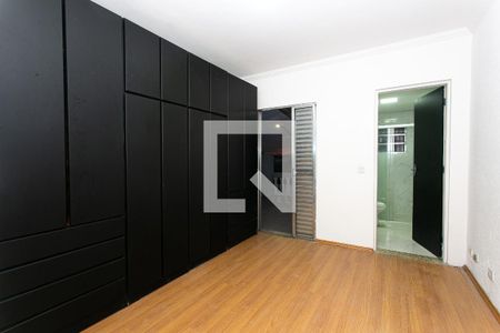 Suíte de casa para alugar com 3 quartos, 240m² em Vila Granada, São Paulo