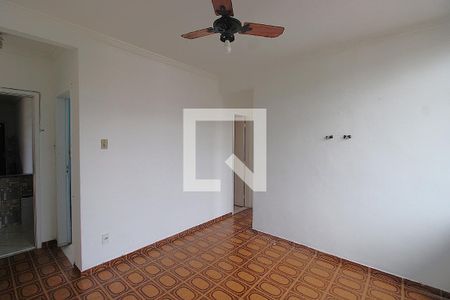 Sala de apartamento para alugar com 2 quartos, 45m² em Todos Os Santos, Rio de Janeiro