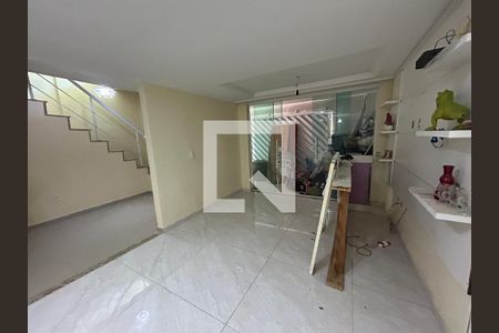 Casa para alugar com 4 quartos, 140m² em Anchieta, Nilópolis