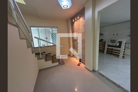 Casa para alugar com 4 quartos, 140m² em Anchieta, Nilópolis