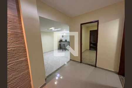 Casa para alugar com 4 quartos, 140m² em Anchieta, Nilópolis