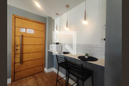 Sala de apartamento para alugar com 2 quartos, 65m² em Recreio dos Bandeirantes, Rio de Janeiro