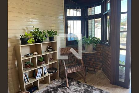 Sala de casa à venda com 3 quartos, 148m² em Rio Branco, Canoas