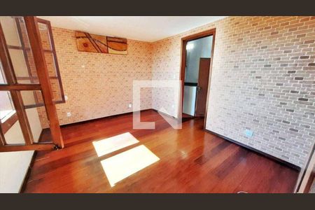 Casa à venda com 4 quartos, 380m² em Santa Lúcia, Belo Horizonte