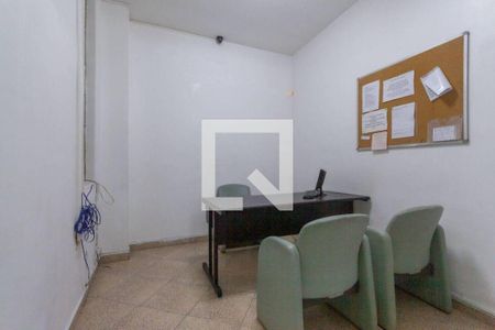 Casa à venda com 4 quartos, 471m² em Funcionários, Belo Horizonte
